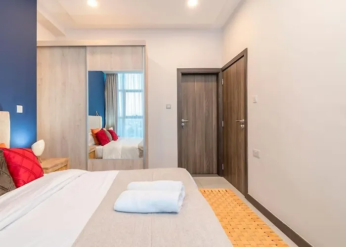 Skynest By Merlion - Urban Luxury Apartment